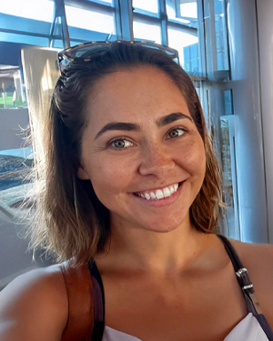 Bailey Warren headshot