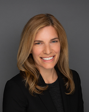 Shanti Bruce headshot