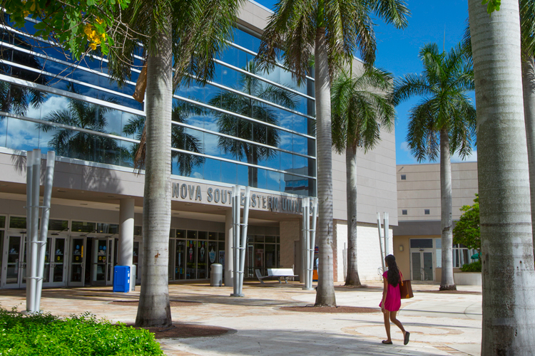 Student entering to NSU building