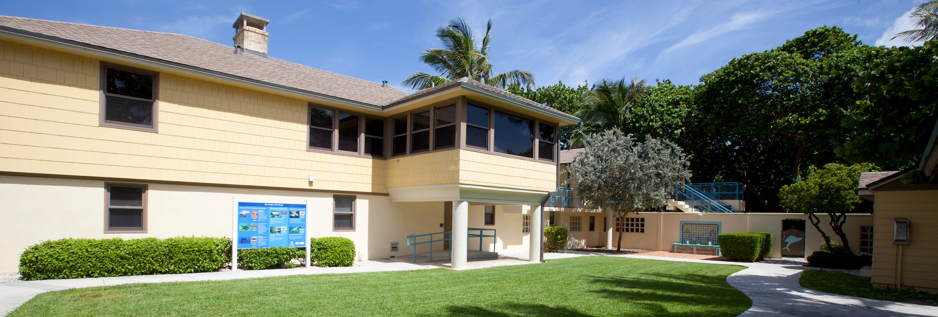 MEEC courtyard