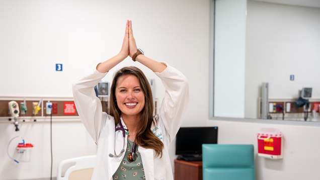 nsu nurse doing fins up