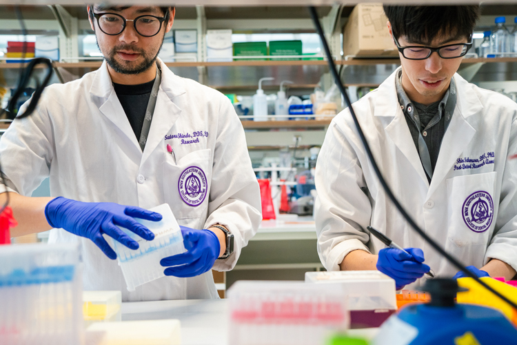 CCR research two people working at the lab