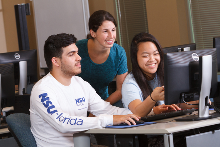 Undergraduate students getting academic and career advising